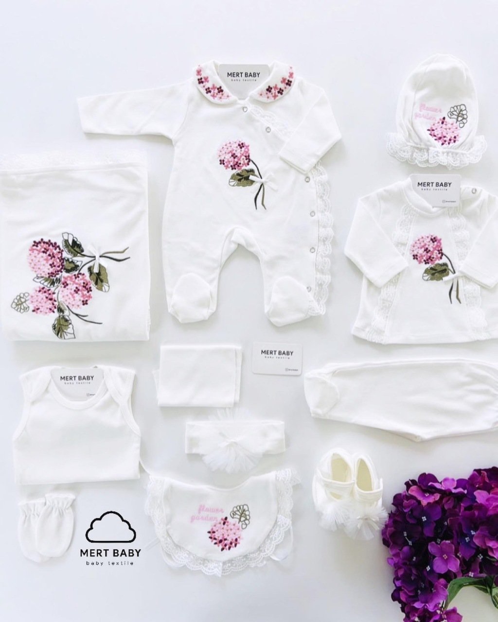 Hydrangea Flower 11-Piece Hospital Set