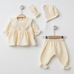 Üçgen Yakalı Takım