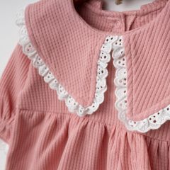 Üçgen Yakalı Takım