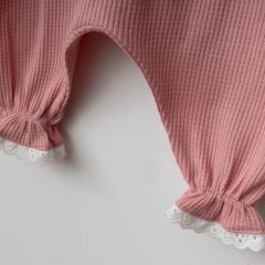 Üçgen Yakalı Takım