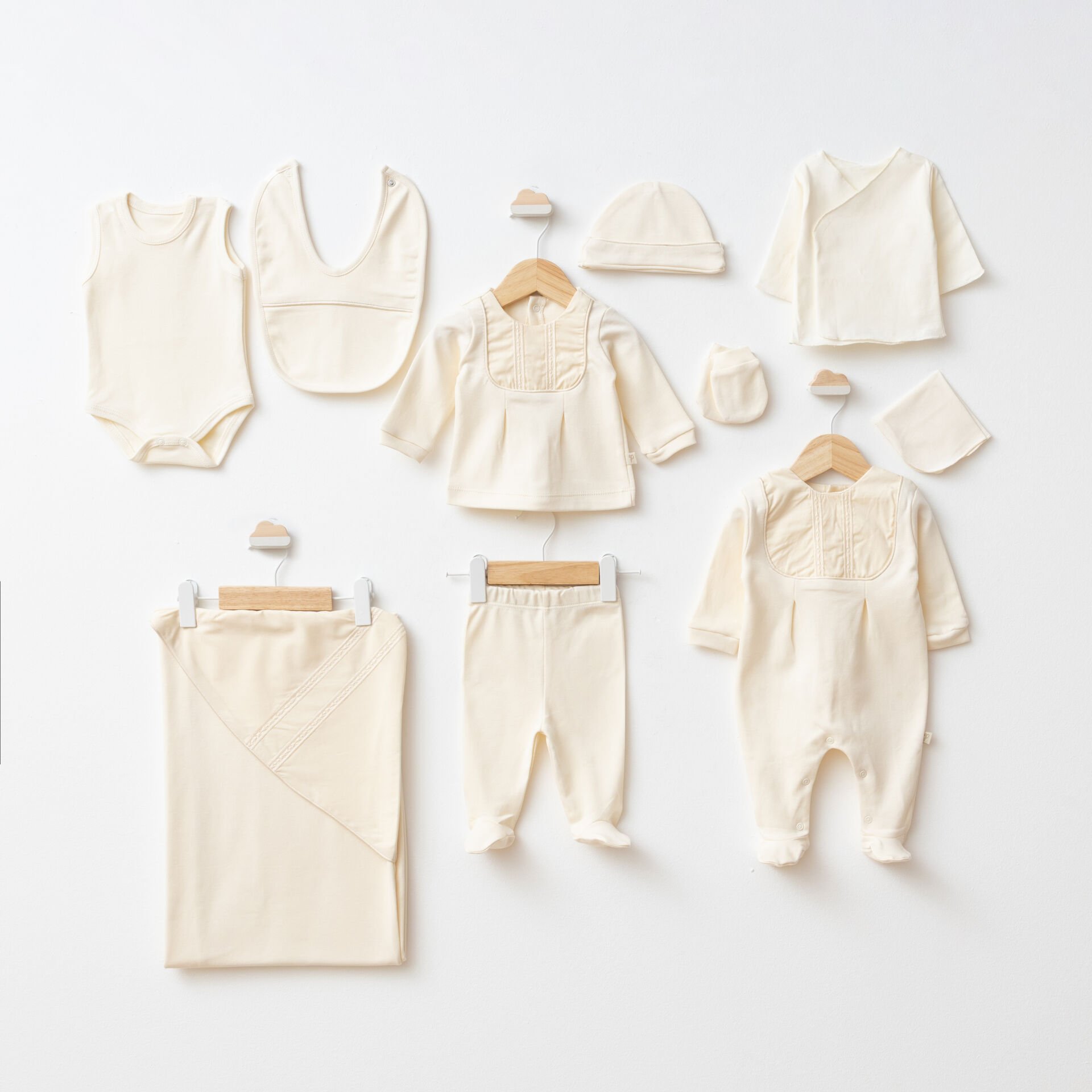 Şerit Nakışlı 10'lu Hastane Seti Natural