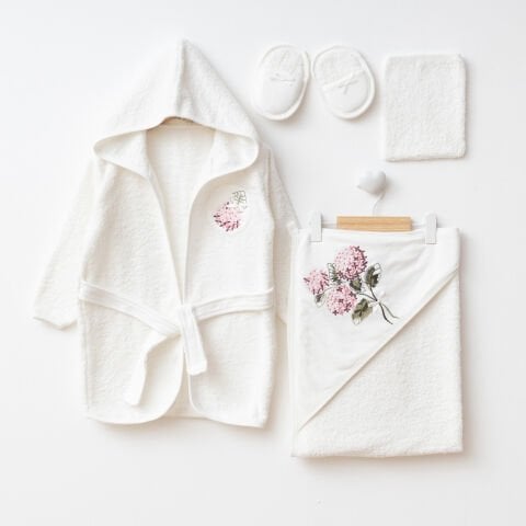 Ortanca Çiçekli 4'lü Bornoz Seti