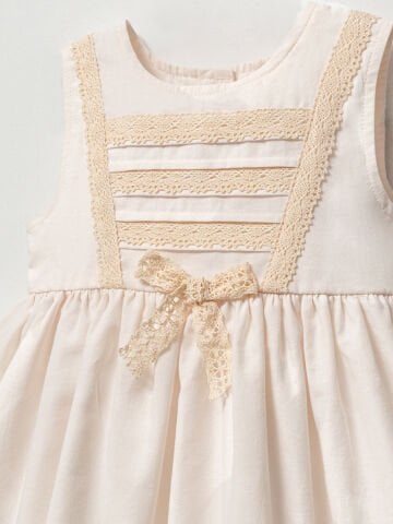 Kopanaki Dantel Detaylı 4’lü Lüx Kutulu Hediye Seti