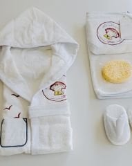 Cute Bear Bathrobe Set