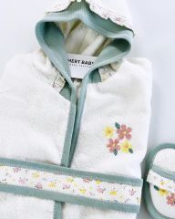 Hello Flowers Bathrobe Set