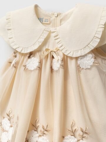 Çiçek Nakışlı Geniş Yaka Elbise ve Bandana