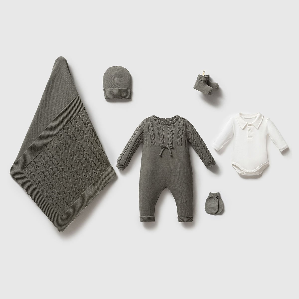 Daniel 6-Piece Knitwear Hospital Set